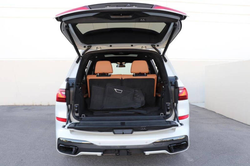 2021 BMW X7 xDrive40i