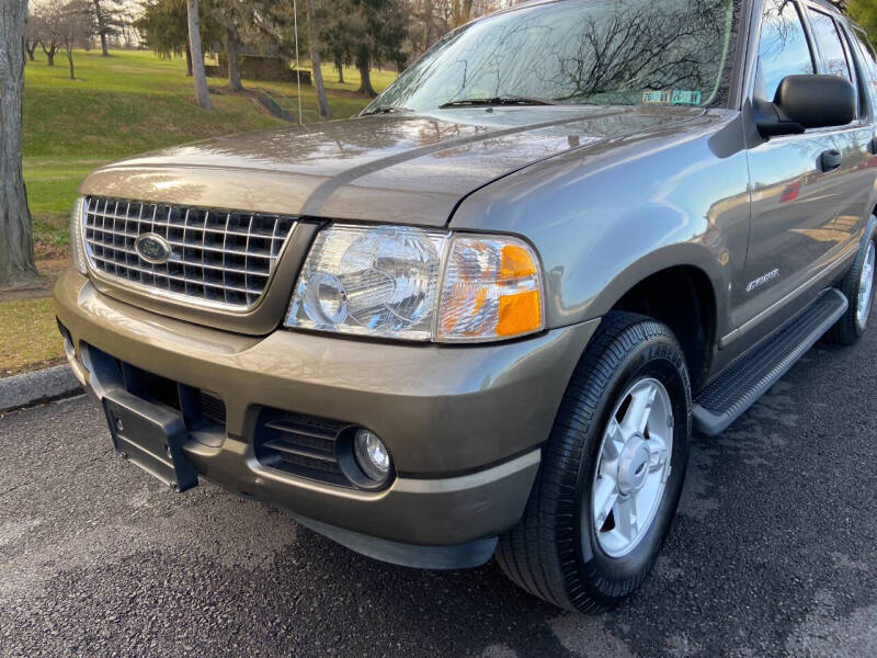 2005 Ford Explorer XLT