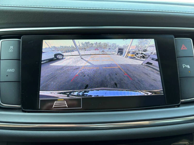 2021 Buick Enclave Essence