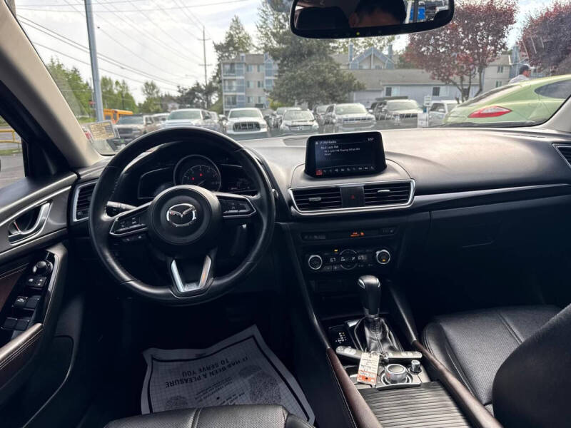 2017 Mazda MAZDA3 Grand Touring