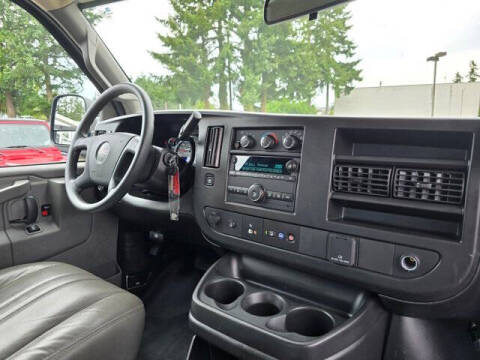 2022 GMC Savana 2500