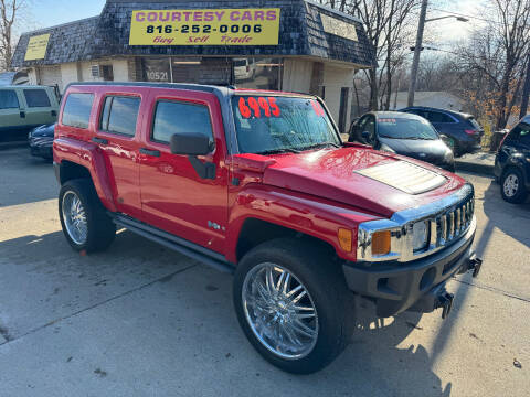 2006 HUMMER H3 for sale at Courtesy Cars in Independence MO