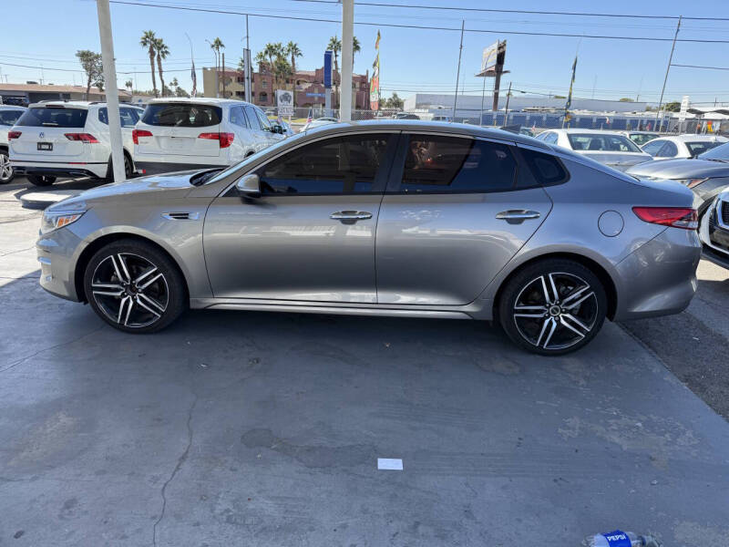 2017 Kia Optima LX