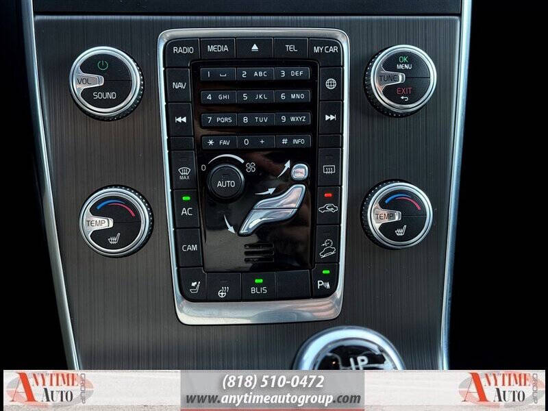 2016 Volvo V60 Cross Country T5