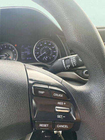 2019 Hyundai Elantra