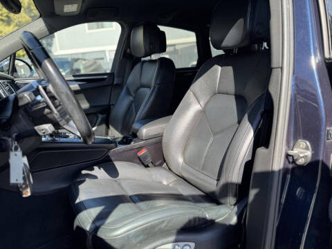 2018 Porsche Macan S