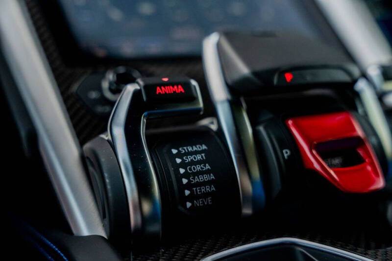 2020 Lamborghini Urus