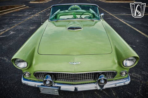 1956 Ford Thunderbird
