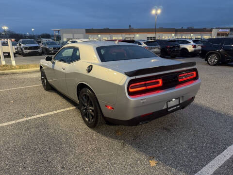2021 Dodge Challenger SXT