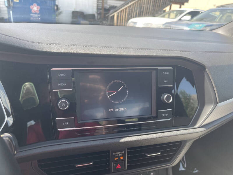 2019 Volkswagen Jetta R-Line