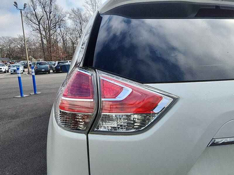 2016 Nissan Rogue