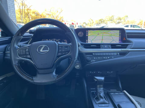 2019 Lexus ES 350