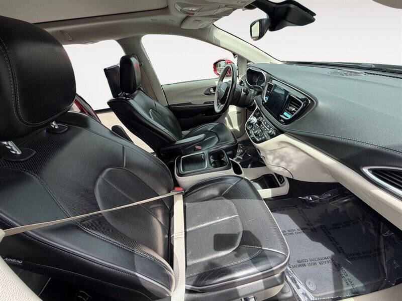 2018 Chrysler Pacifica Hybrid Limited