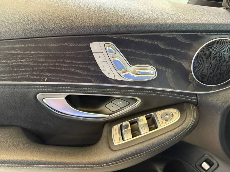 2015 Mercedes-Benz C-Class C 300