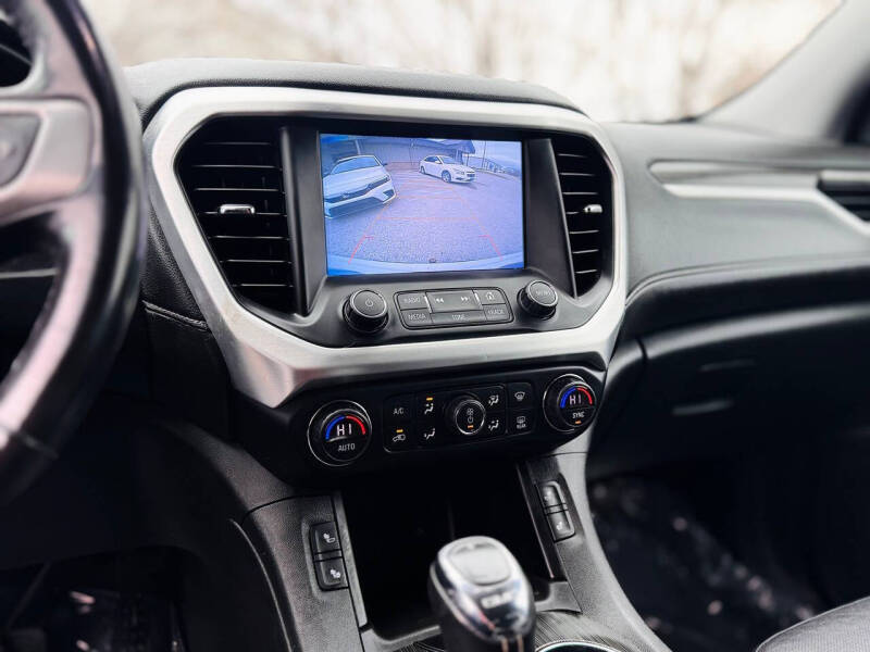 2019 GMC Acadia SLT-1