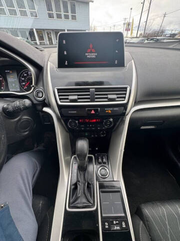2020 Mitsubishi Eclipse Cross SE