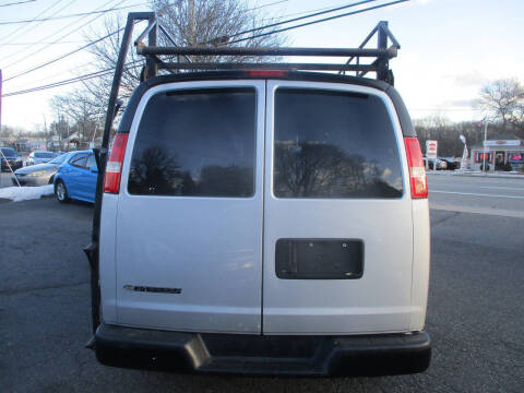 2018 Chevrolet Express 2500