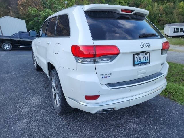 Used 2019 Jeep Grand Cherokee Summit with VIN 1C4RJFJT0KC625824 for sale in Hazard, KY