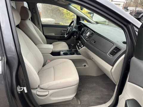 2016 Kia Sedona LX