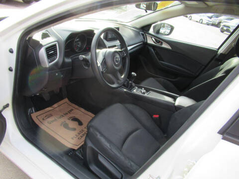 2017 Mazda MAZDA3 Sport