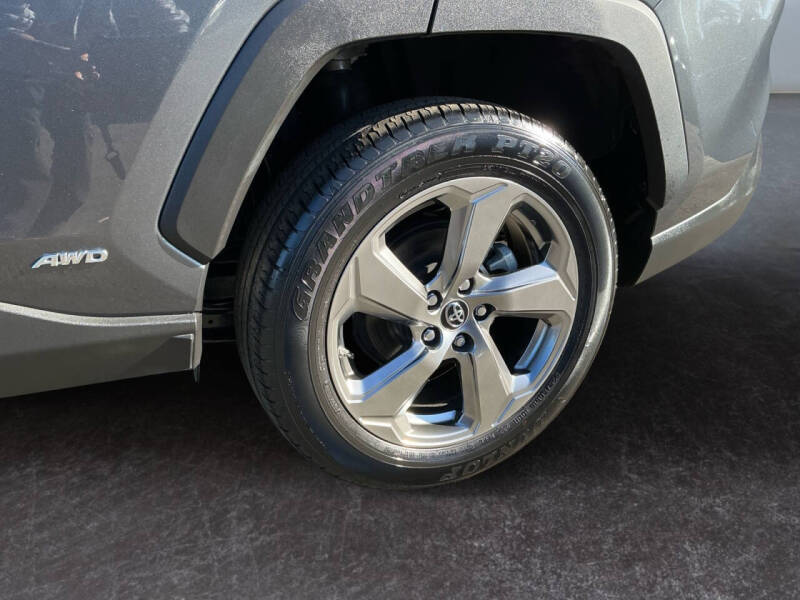 2019 Toyota RAV4 Hybrid Limited