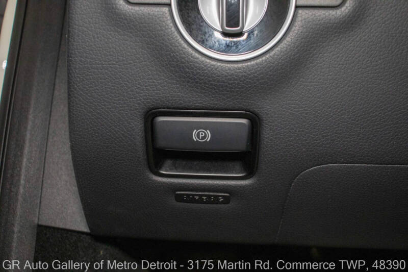 2017 Mercedes-Benz SL-Class SL 550