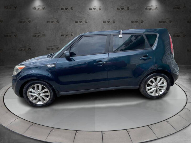 2017 Kia Soul +