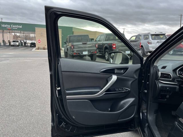 2019 Mitsubishi Eclipse Cross LE