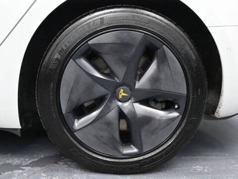 2019 Tesla Model 3 Mid Range