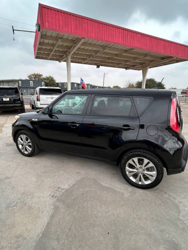 2015 Kia Soul +