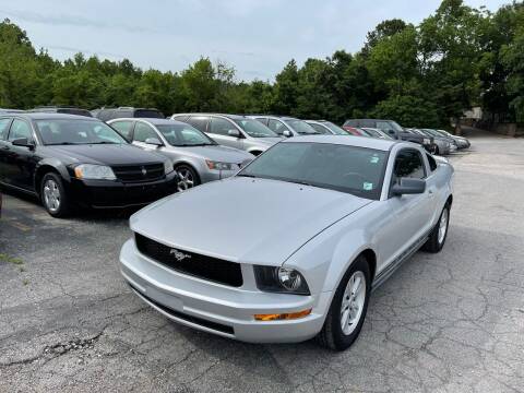 2006 Ford Mustang for sale at Best Buy Auto Sales in Murphysboro IL