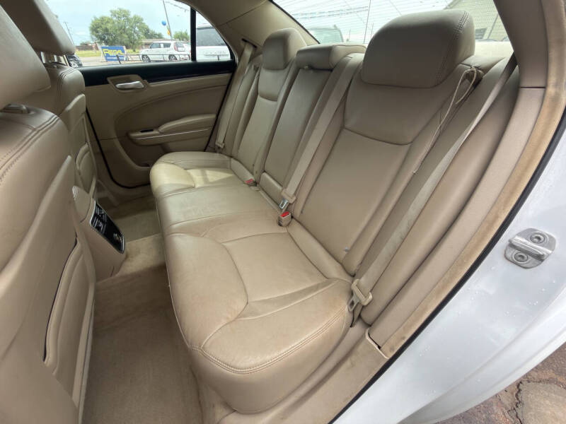 2012 Chrysler 300 Limited