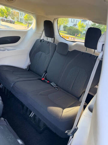 2017 Chrysler Pacifica Touring