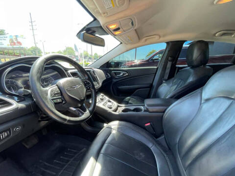 2015 Chrysler 200 C