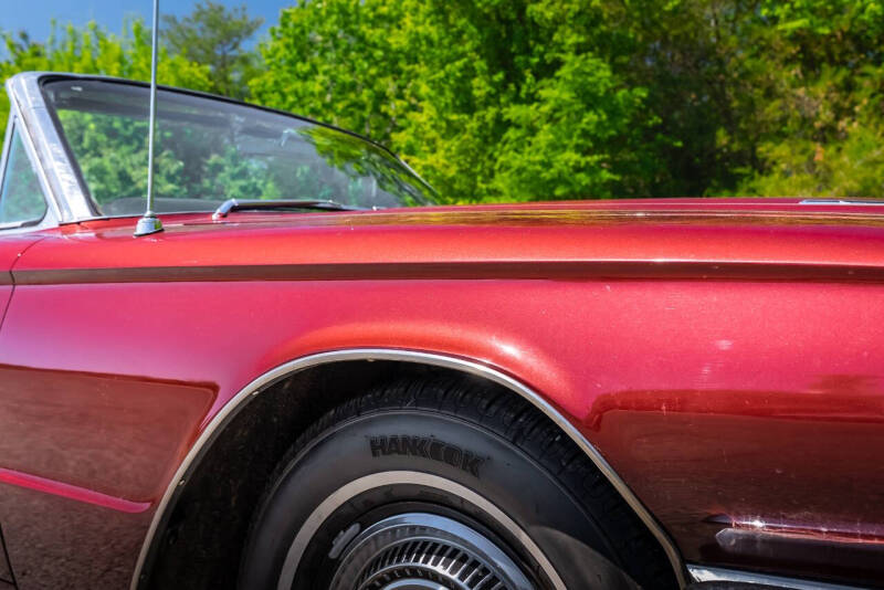 1966 Ford Thunderbird