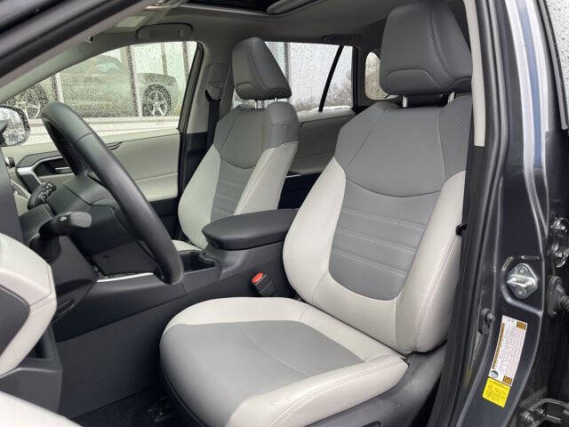 2024 Toyota RAV4 Hybrid XLE Premium