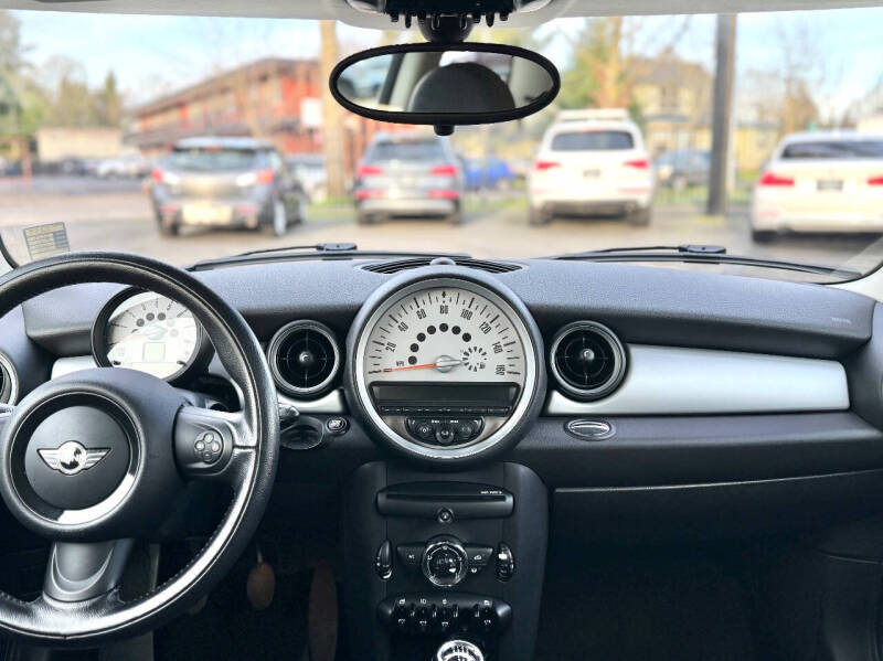 2013 MINI Hardtop Cooper