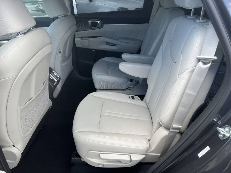 2023 Kia Sorento Plug-In Hybrid SX Prestige
