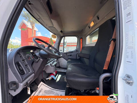 2017 Freightliner M2 106