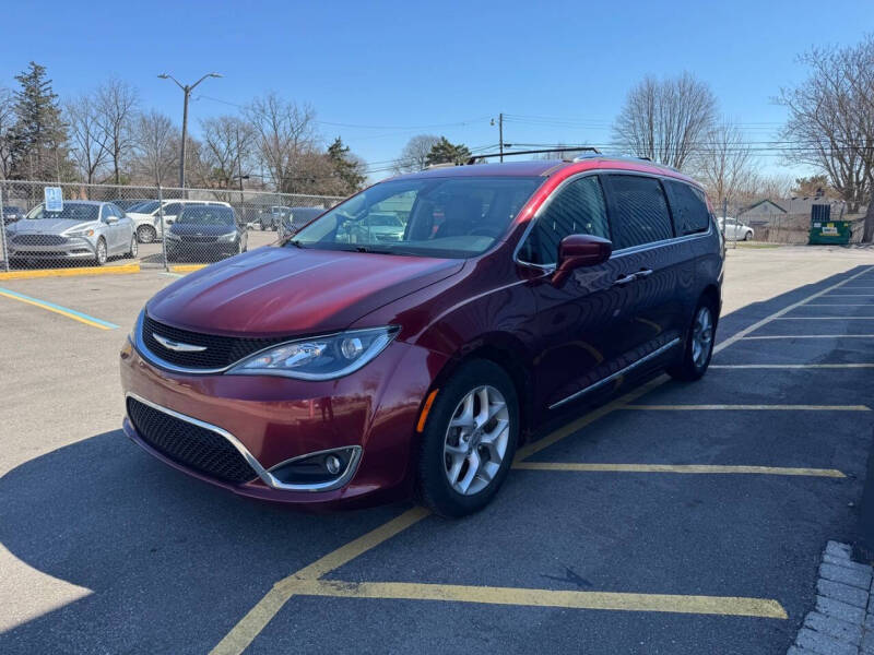 2018 Chrysler Pacifica Touring L Plus
