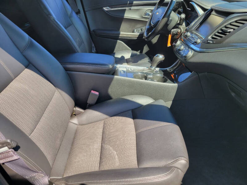 2017 Chevrolet Impala LT