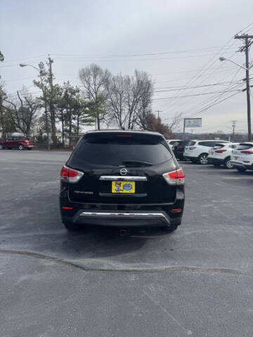 2013 Nissan Pathfinder S