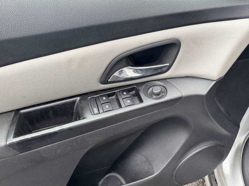 2012 Chevrolet Cruze LS