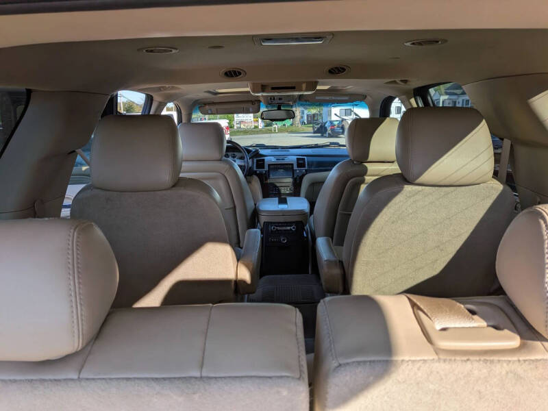 2011 Cadillac Escalade Premium