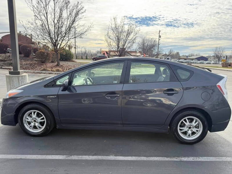 2011 Toyota Prius Two