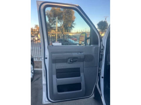 2012 Ford E-Series E-150