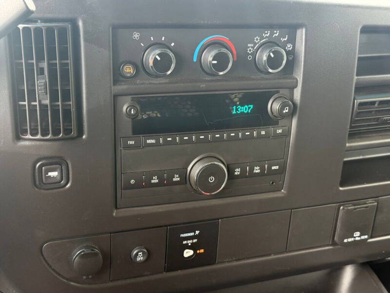 2024 GMC Savana 2500