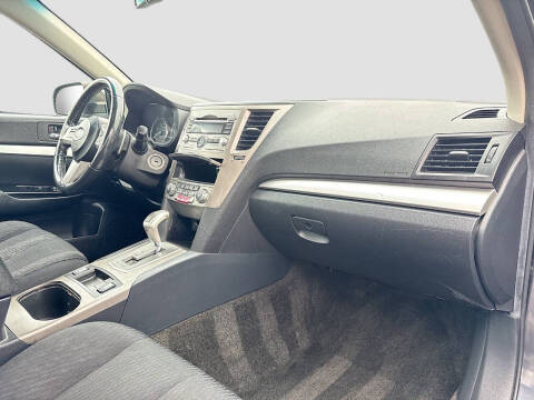 2011 Subaru Legacy 2.5i Premium