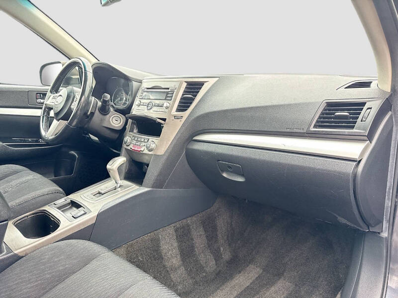 2011 Subaru Legacy 2.5i Premium