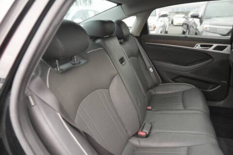 2015 Hyundai Genesis